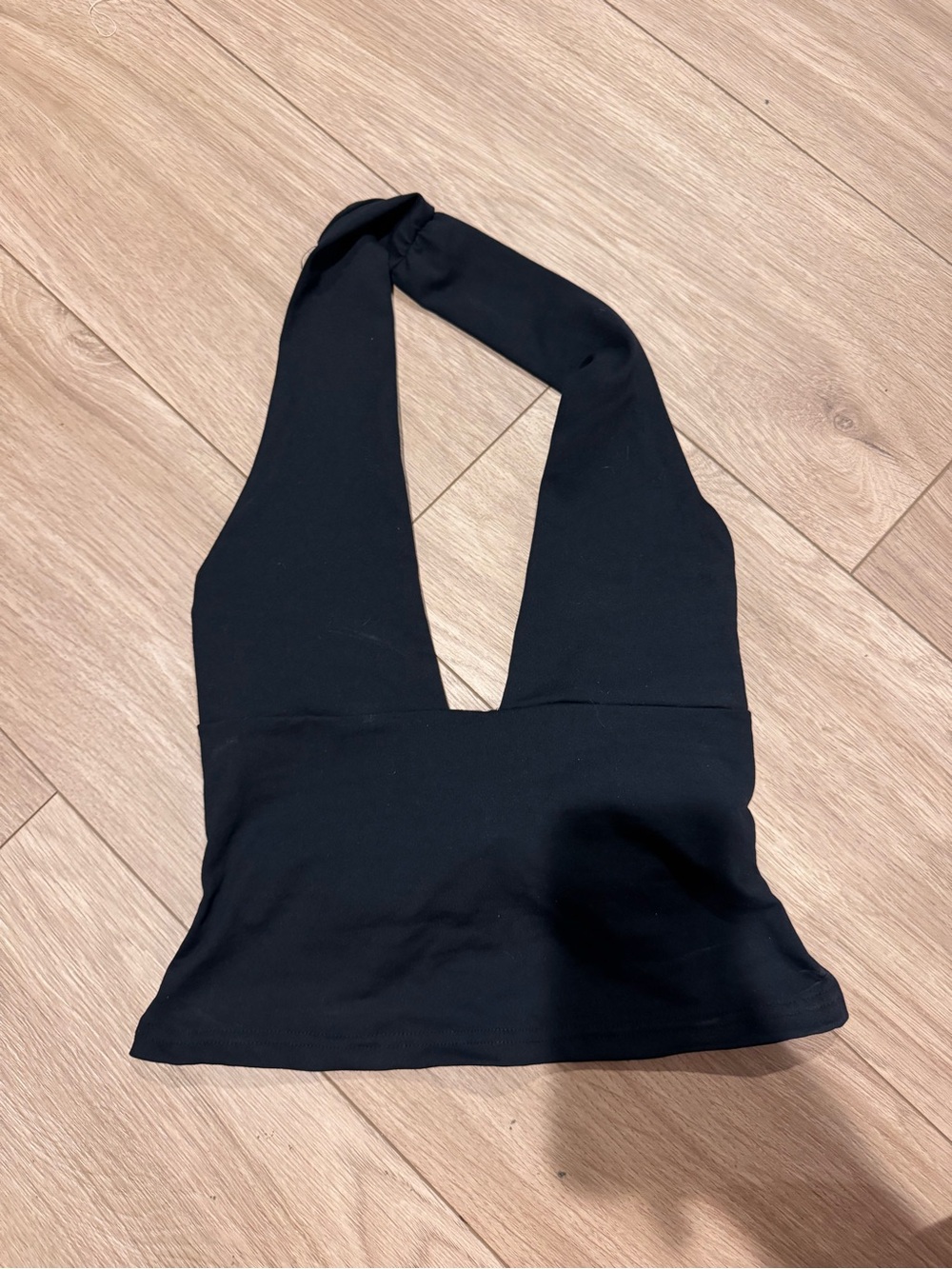 Princess Polly Black Halter V-Plunge Crop Top